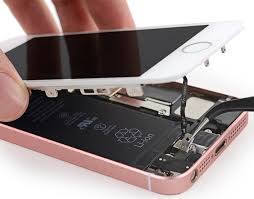 iPhone SE Display Reparatur